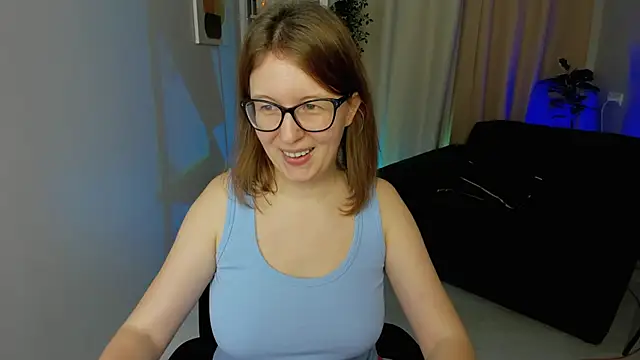Snapshot of arizzzona chatting on October 18, 6:27 am arizzzona online show from October 18, 6:27 am
