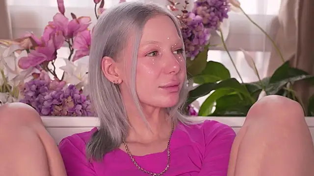 RanyThomson online show from November 8, 11:59 am