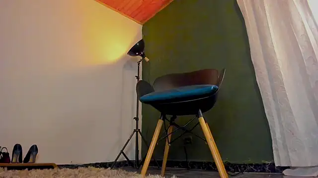 Velourmuse online show from October 15, 12:57 am