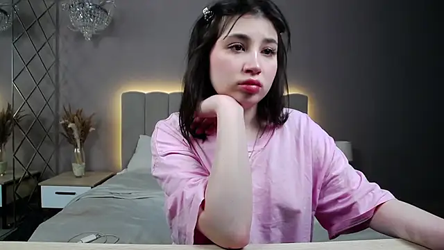 DianaMello online show from November 10, 4:07 am