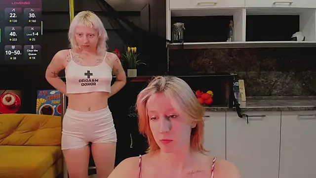 LollyMi online show from November 10, 2:12 pm