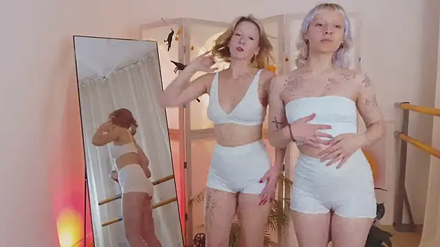 LollyMi online show from October 30, 5:14 pm