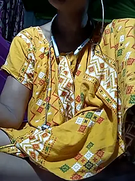 Snapshot of Hotty-romi3 chatting on October 9, 4:33 pm Hotty-romi3 online show from October 9, 4:33 pm