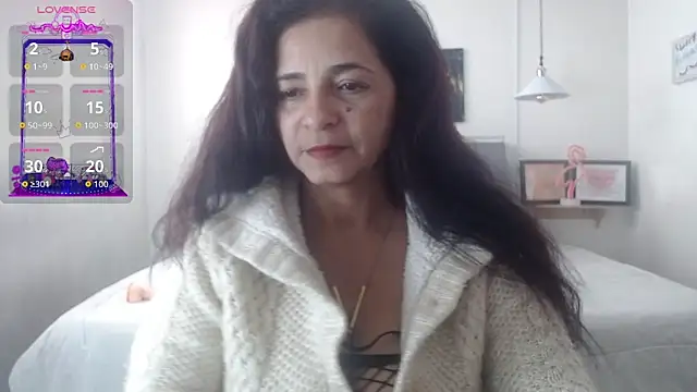 Snapshot of rosse_m chatting on October 11, 3:48 pm rosse m online show from October 11, 3:48 pm