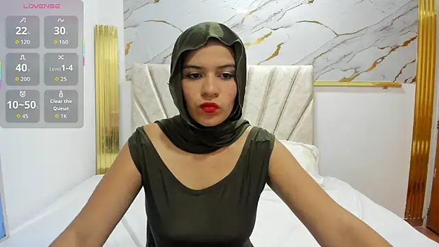 Snapshot of Yasmin_nazer chatting on October 9, 7:18 pm Yasmin nazer online show from October 9, 7:18 pm