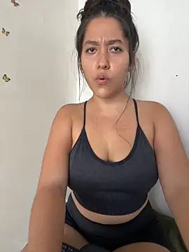 Nhefertary online show from October 22, 9:42 pm