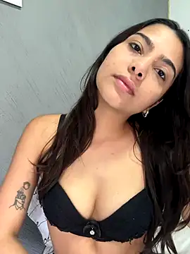 liz maciel online show from October 13, 4:31 pm