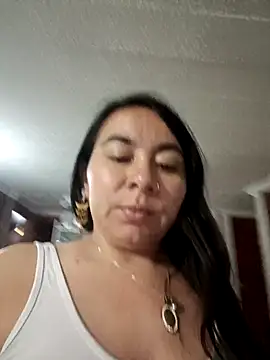 Snapshot of Hatria_Nuu chatting on October 9, 12:59 am Hatria Nuu online show from October 9, 12:59 am