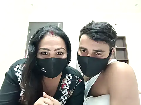 horny milf couple online show from November 30, 6:56 pm