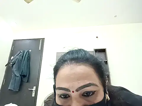 horny milf couple online show from October 9, 8:02 pm