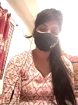 Queen-Any online show from October 20, 6:11 pm