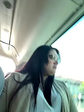 Jaykel a online show from April 5, 4:06 pm