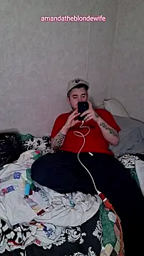 amandatheblondewife online show from April 14, 10:48 am