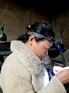 miomio-12 online show from February 20, 1:34 pm