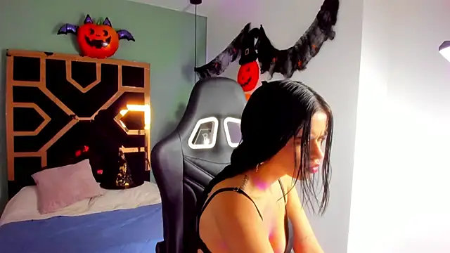Snapshot of Ariadna_Santos chatting on October 16, 11:57 am Ariadna Santos online show from October 16, 11:57 am