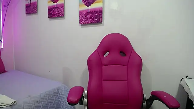 SHAROM ADAMS online show from October 9, 1:59 pm