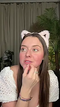 ThelmaJusto online show from February 27, 4:07 pm