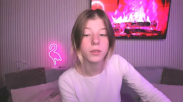 Bellacams online show from October 13, 6:10 pm