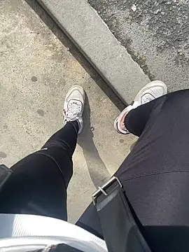 melisss2 online show from March 25, 7:44 am