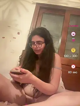 luciamaria01 online show from June 27, 9:32 pm