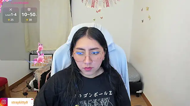 LoveLyy- online show from November 12, 12:03 pm