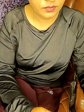 Snapshot of Kittibhabhi-9 chatting on October 12, 5:32 am Kittibhabhi-9 online show from October 12, 5:32 am