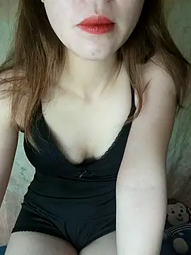 Snapshot of LylyCii6969 chatting on October 9, 1:37 pm LylyCii6969 online show from October 9, 1:37 pm
