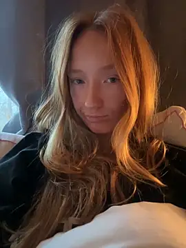 spookypookie online show from December 4, 12:51 pm