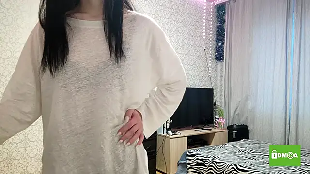 babylilcute online show from October 18, 11:24 am
