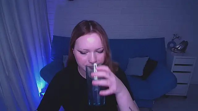 AuroraMour online show from October 15, 2:41 pm