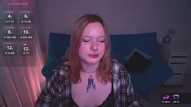 AuroraMour online show from October 18, 4:10 pm