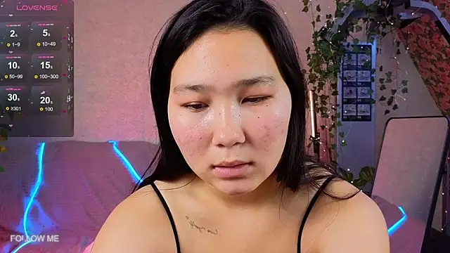 Snapshot of Yoon_Mii chatting on October 8, 10:41 am Yoon Mii online show from October 8, 10:41 am