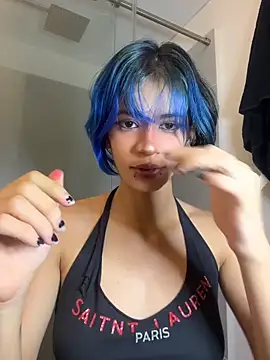 sukulaurens online show from April 29, 4:48 am