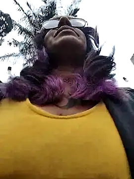 Abby 2-1 online show from November 13, 9:47 pm