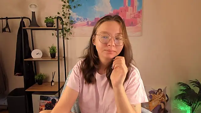 Nuura Moore online show from October 27, 12:50 am