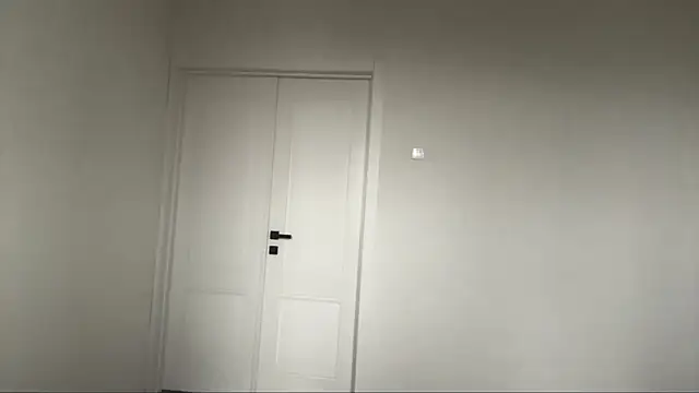 EhtelBiondi online show from December 17, 8:18 am