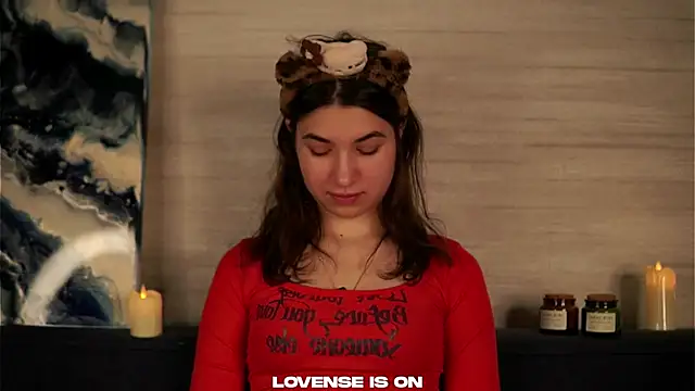 AmmieGerber online show from November 1, 2:16 am