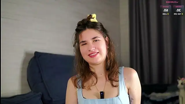 AmmieGerber online show from November 10, 1:44 am