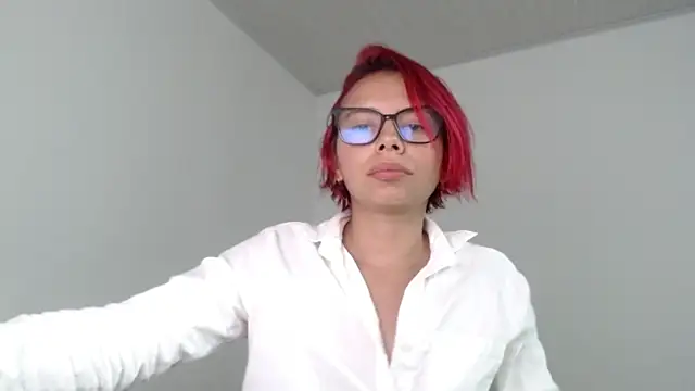 Snapshot of firer-red69 chatting on October 13, 4:26 am firer-red69 online show from October 13, 4:26 am