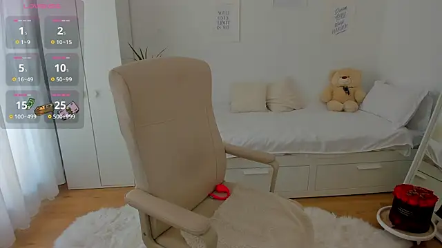 bubbledoll77 online show from August 1, 10:39 am