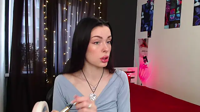 ariel is on vacation online show from October 17, 10:29 am