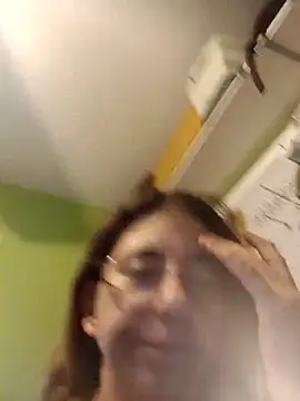 1988beth online show from October 9, 9:52 pm