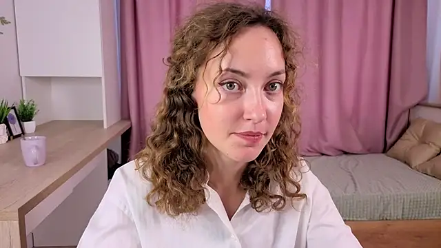 LorraineMann online show from October 10, 11:37 am