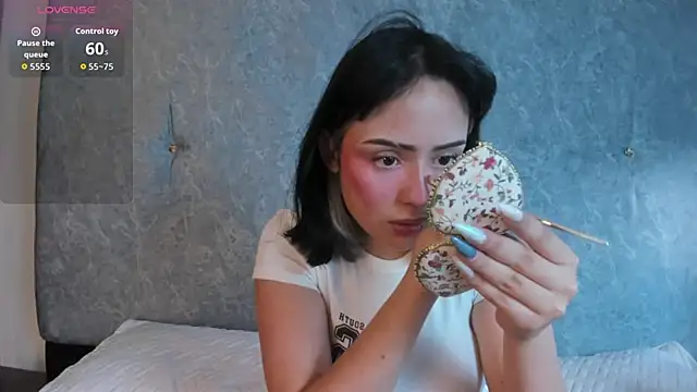 Mythical Girl online show from November 7, 8:14 pm