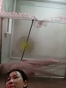 ladzy sexy online show from June 13, 6:55 am