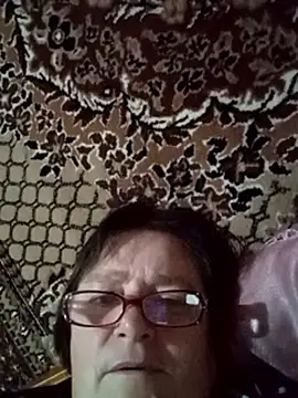 MilaCold5443 online show from April 2, 6:16 pm