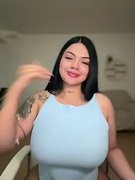 dulcemarianh  online show from July 2, 8:31 am