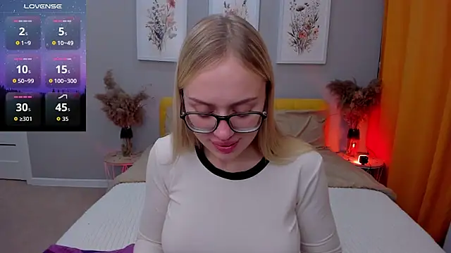 CeaneLino online show from November 15, 8:32 pm