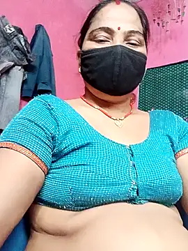 Snapshot of Ut_kanchna chatting on October 18, 12:46 am Ut kanchna online show from October 18, 12:46 am