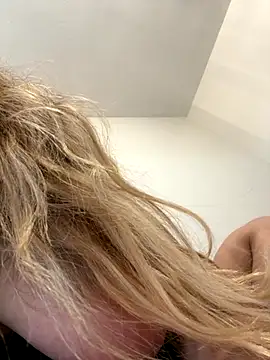Ginaaxoxo online show from October 14, 2:41 pm
